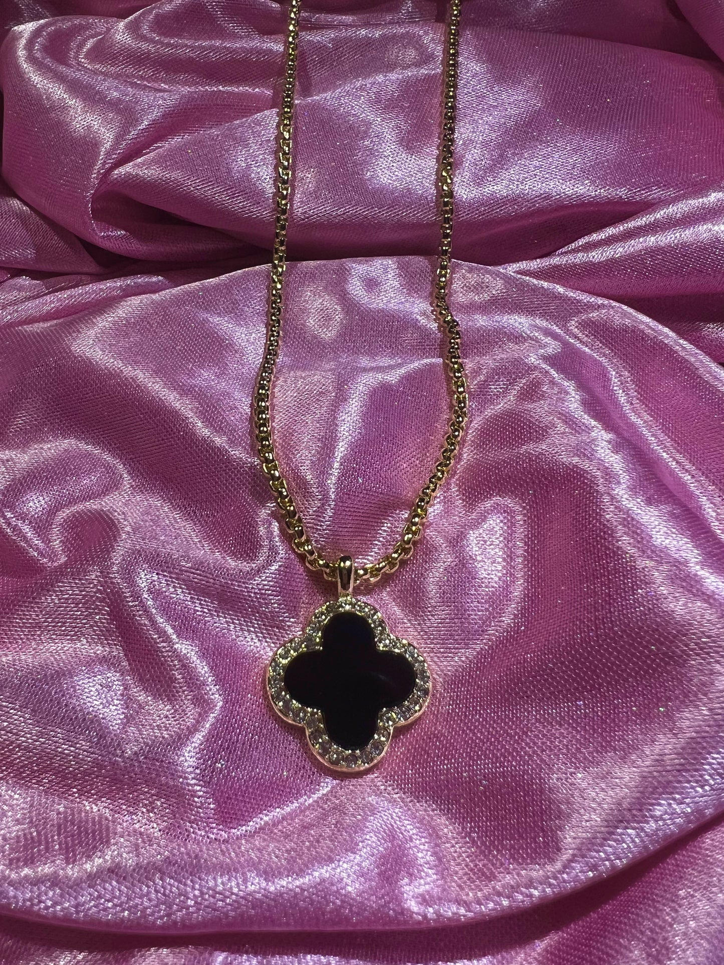 “DATE NIGHT” NECKLACE (BLACK)